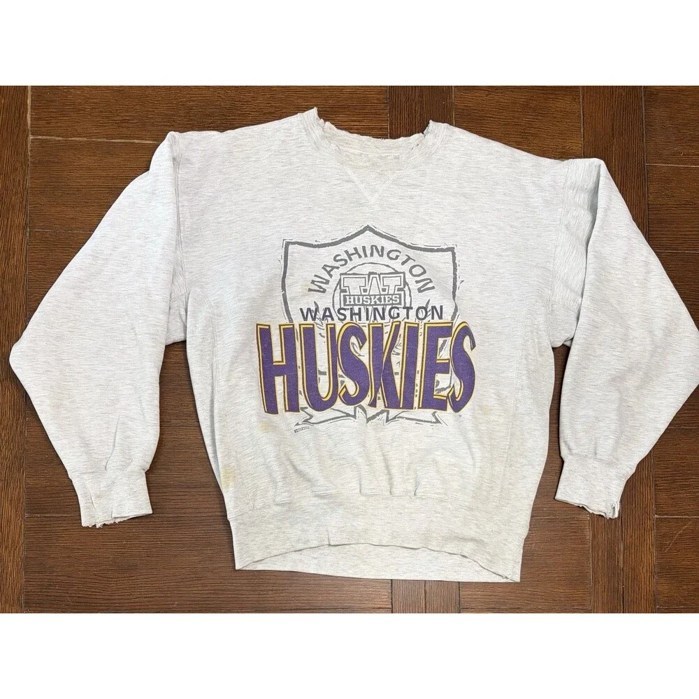 Vintage Washington Huskies Men’s Size L Russell Athletic Made In USA Crewneck